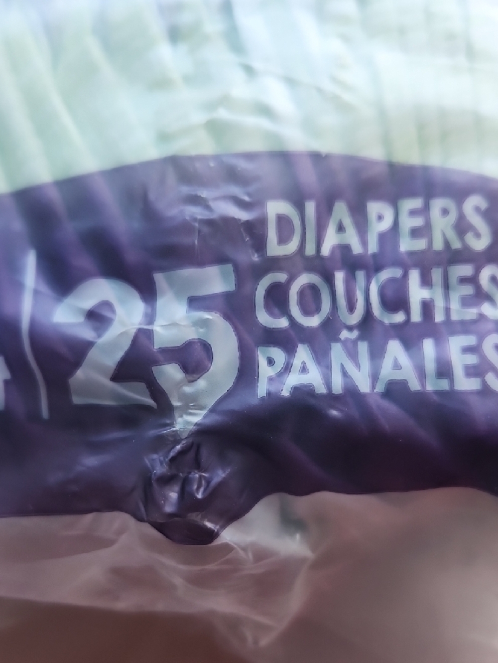 Size 4 Green Baby Diapers - 25 Count - Picture 3 of 3